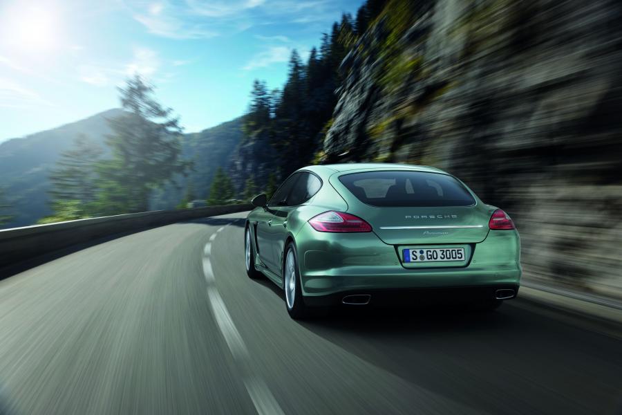  Porsche Panamera Diesel 2011 года  (фото 31 из 37)